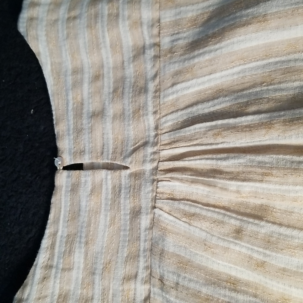 Ladies top - Picture 8 of 9
